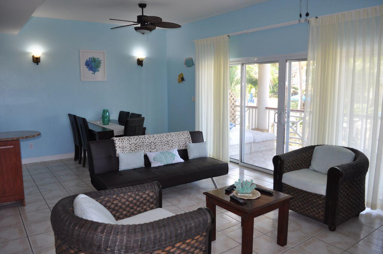 פרובידנסיאלס Queen Angel Resort Apartment מראה חיצוני תמונה