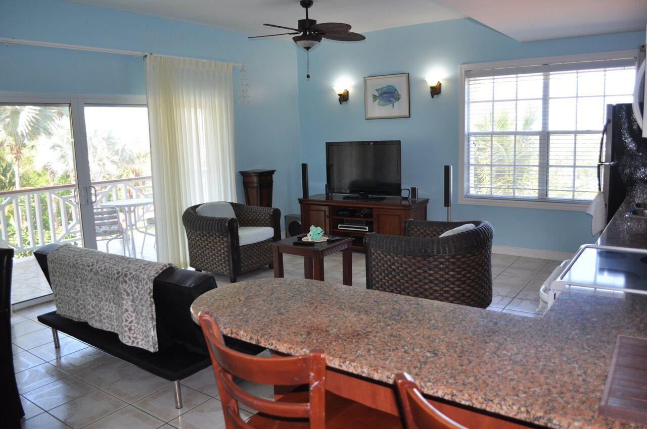 פרובידנסיאלס Queen Angel Resort Apartment מראה חיצוני תמונה